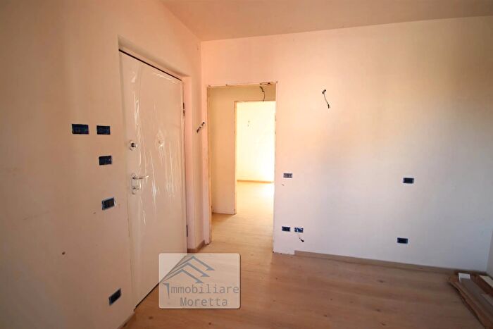 Appartamento bilocale in vendita in Alba, Alba