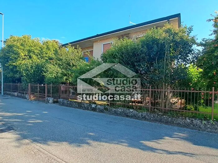 Casa quadrilocale in vendita in Via San Rocco, Ricengo