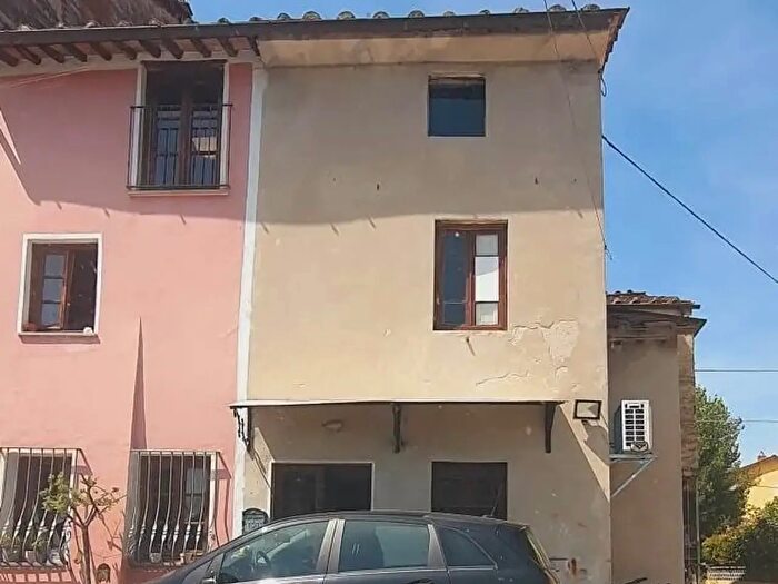 Casa con 5 locali in vendita in Via di Tempagnano, Lucca