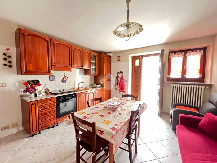 Casa con 9 locali in vendita in Via Ghetto, San Francesco Al Campo