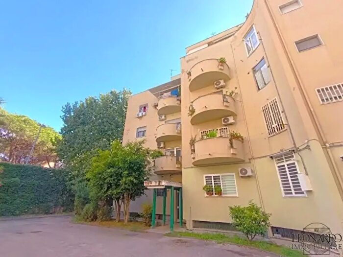 Appartamento trilocale in vendita in Via Pietro Metastasio, Napoli