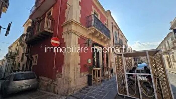 Casa trilocale in vendita in Via Ducezio Noto Sr, Noto