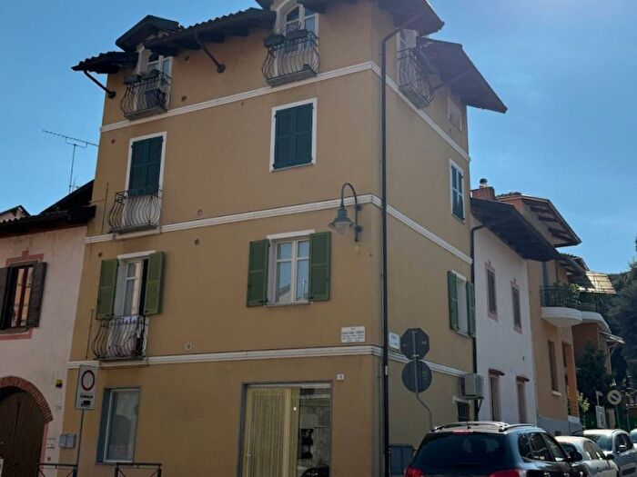 Appartamento quadrilocale in affitto in Costa San Sebastiano, Centro Storico, Biella