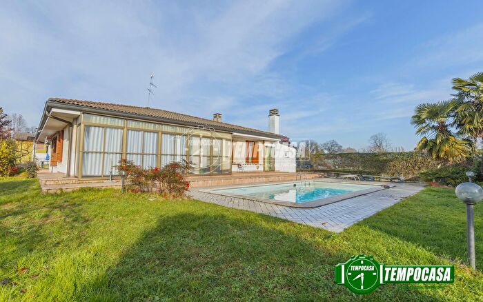 Casa con 5 locali in vendita in Via Rondinella, Zibido San Giacomo