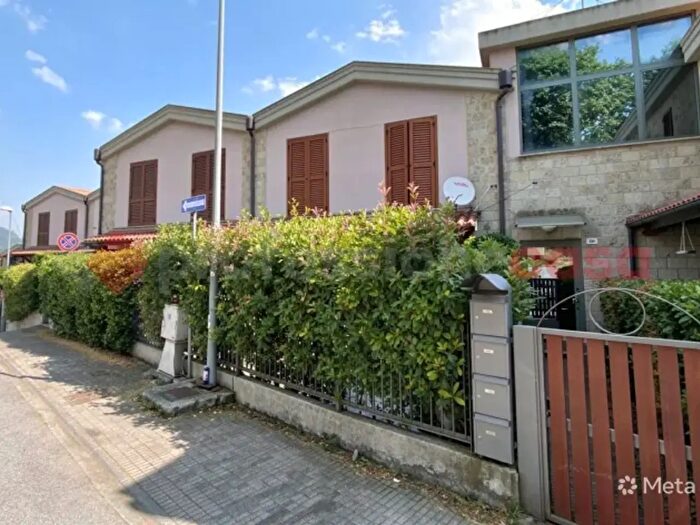 Casa con 6 locali in vendita in Strada di San Fortunato, Terni