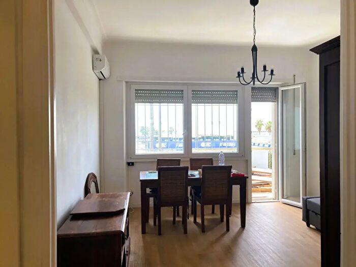 Appartamento bilocale in affitto in Via delle Quinqueremi, Roma