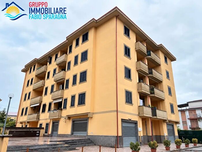 Appartamento con 6 locali in vendita in Via Trieste, Pontecorvo