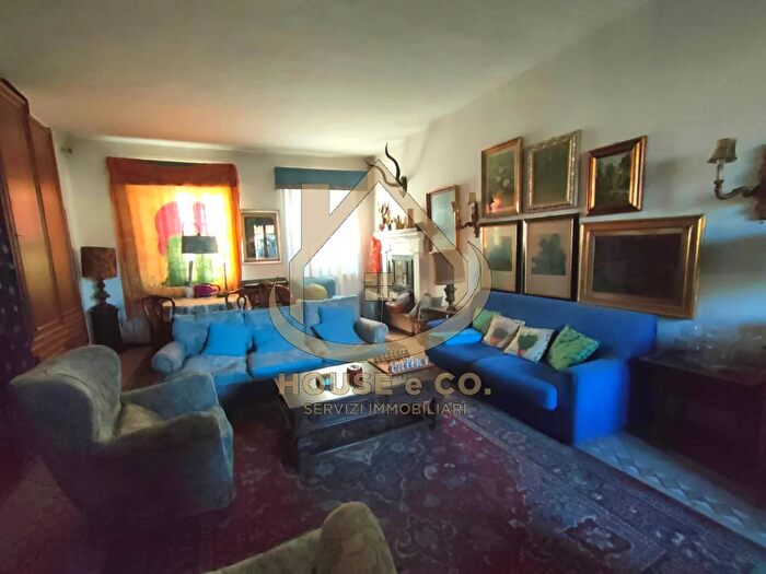 Casa quadrilocale in vendita in Via Sanzio, Mortara