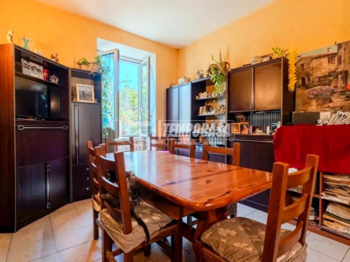 Appartamento trilocale in vendita in Viterbo