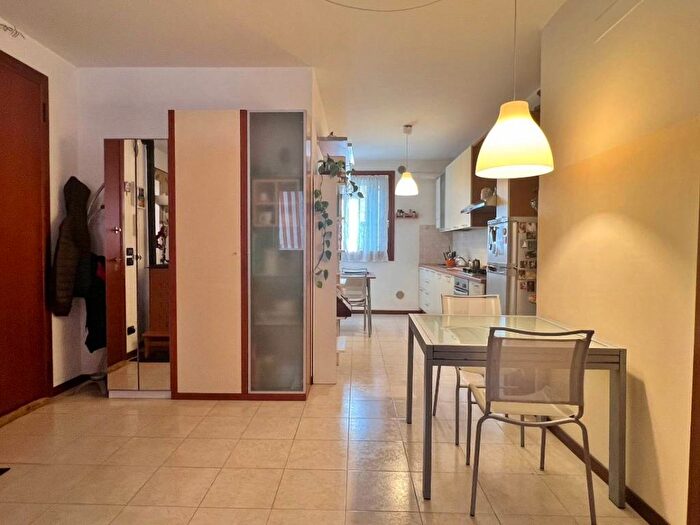 Appartamento trilocale in vendita in Via Pantelleria, Santa Croce Bigolina Longara, Vicenza