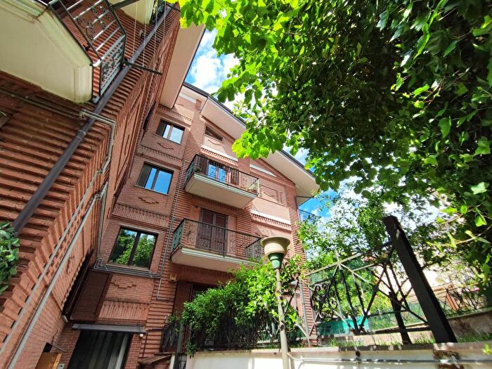 Appartamento trilocale in affitto in Via Rinaldo dAquino, Montella