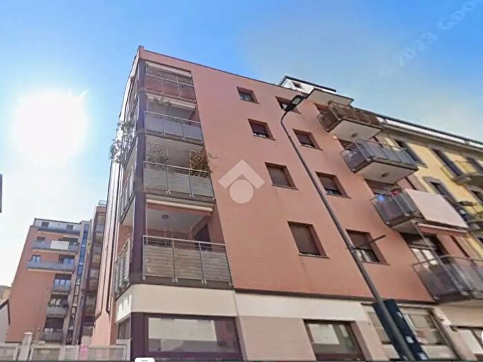 Appartamento bilocale in vendita in Via Nino Oxilia, Milano