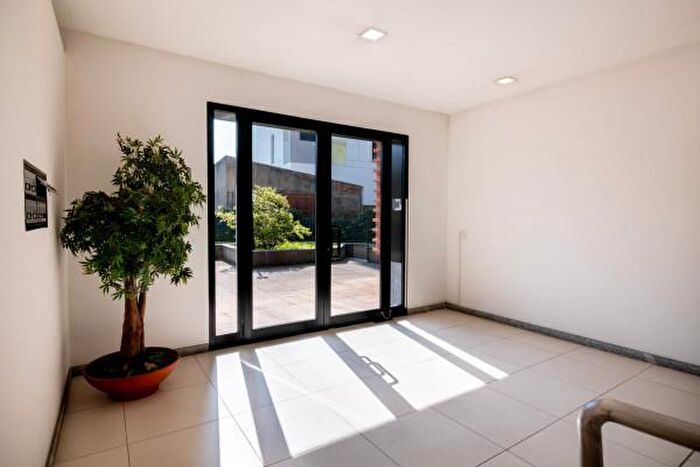 Appartamento trilocale in vendita in Via Cristoforo Gluck, Milano