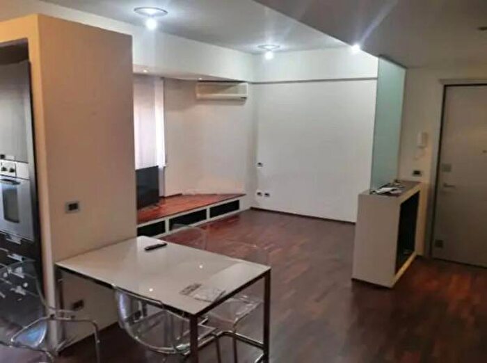 Appartamento quadrilocale in vendita in Via Giuseppe Taverna, Piacenza