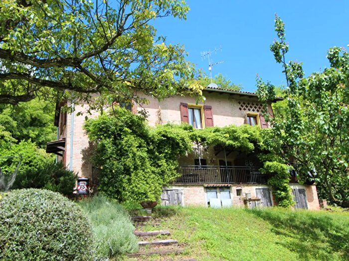 Casa con 7 locali in vendita in Via Sassuolo, Valsamoggia
