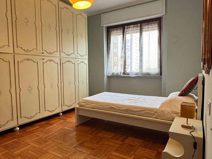 Appartamento trilocale in affitto in Via Enrico Caruso, Città Studi, Milano