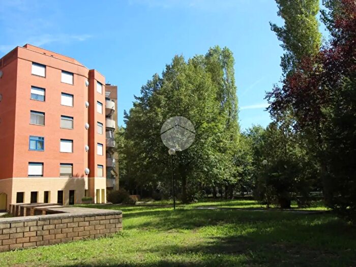 Appartamento quadrilocale in vendita in Via Aldo Moro, Rho