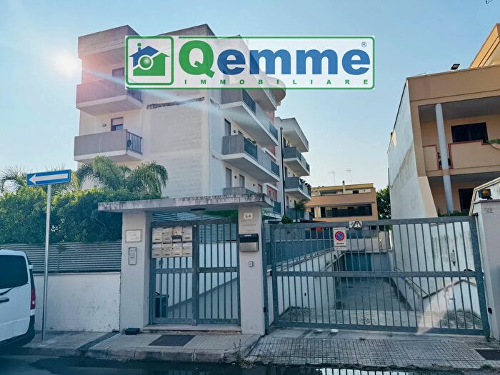 Appartamento quadrilocale in vendita in Via Piave, Lequile