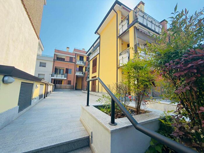 Appartamento monolocale in affitto in Via Piave, Centro, Rozzano