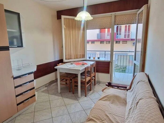 Appartamento trilocale in affitto in Via Silvio Pellico, Lido degli Estensi, Comacchio