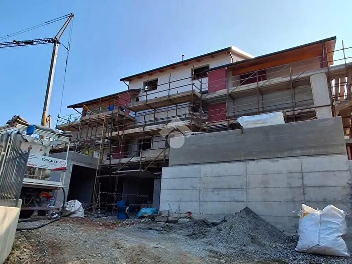 Appartamento con 6 locali in vendita in Strada del Mondino, Castiglione Torinese