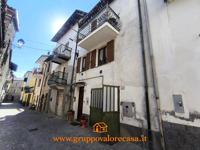 Casa con 5 locali in vendita in Bistagno