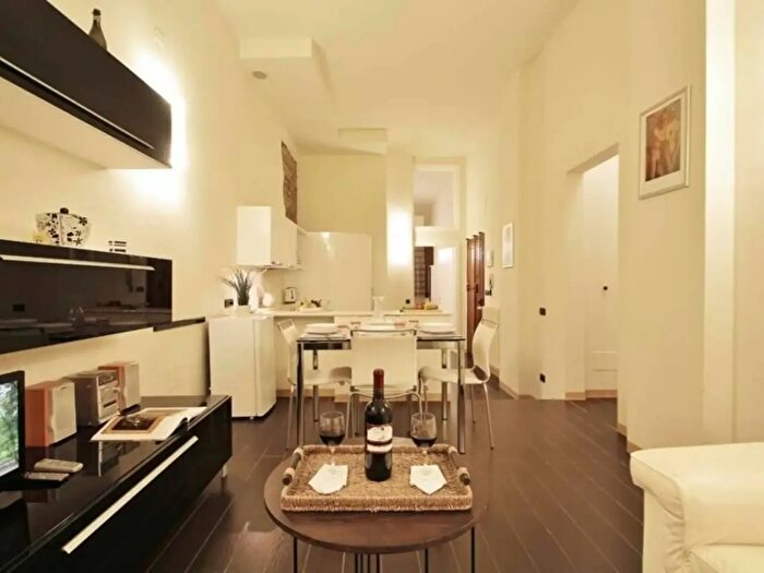 Appartamento monolocale in affitto in Vicolo dei Malespini, Firenze