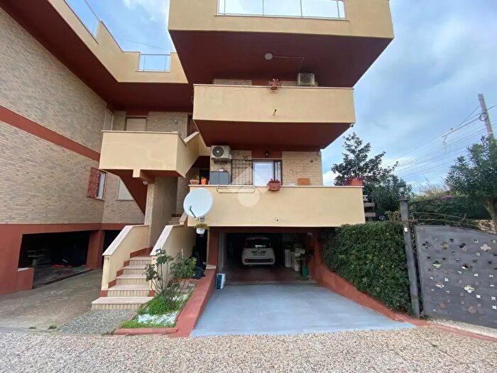 Appartamento bilocale in vendita in Via Perugia, Santa Marinella