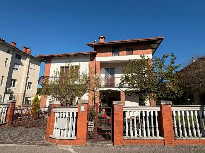 Appartamento quadrilocale in vendita in Via Giuliana, Perugia