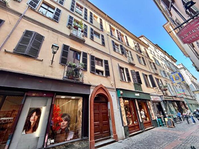 Appartamento trilocale in vendita in Torino