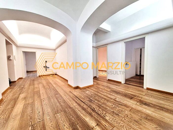 Appartamento trilocale in affitto in Via Vittorio Veneto, Vittorio Veneto, Roma