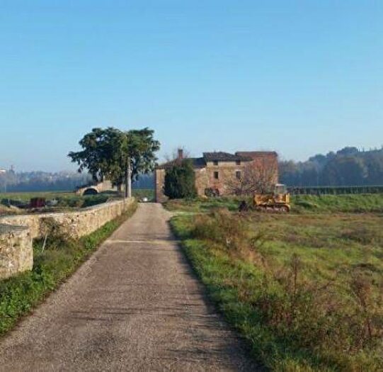 Casa quadrilocale in vendita in Ponte Nuovo, Torgiano