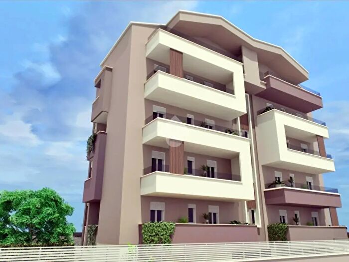 Appartamento trilocale in vendita in Via Ponza, Tortoreto