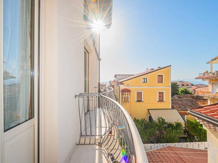 Appartamento bilocale in affitto in Corso Senatore Materazzo, Santa Maria, Castellabate