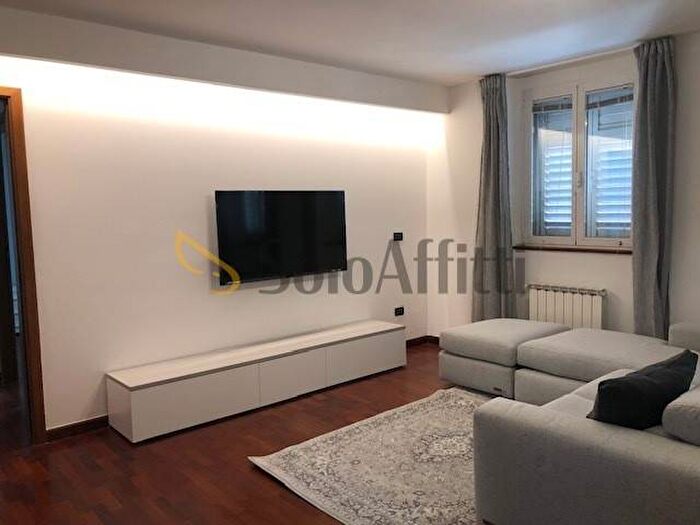 Appartamento trilocale in affitto in via mazzini, Borgo Teresiano, Trieste