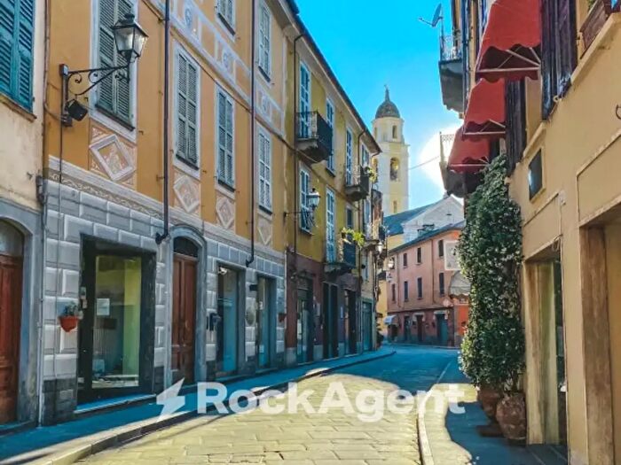 Appartamento con 5 locali in vendita in Borgo Val Di Taro