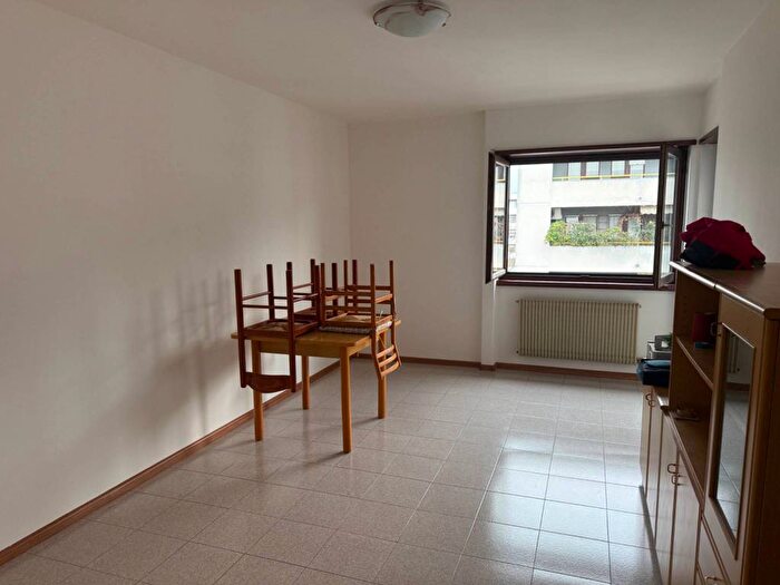 Appartamento con 6 locali in affitto in Via Alessandro Volta, San Bartolomeo, Trento