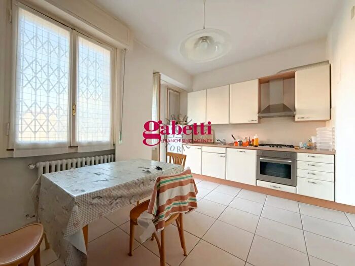Appartamento quadrilocale in vendita in Viale dei Platani, Firenze