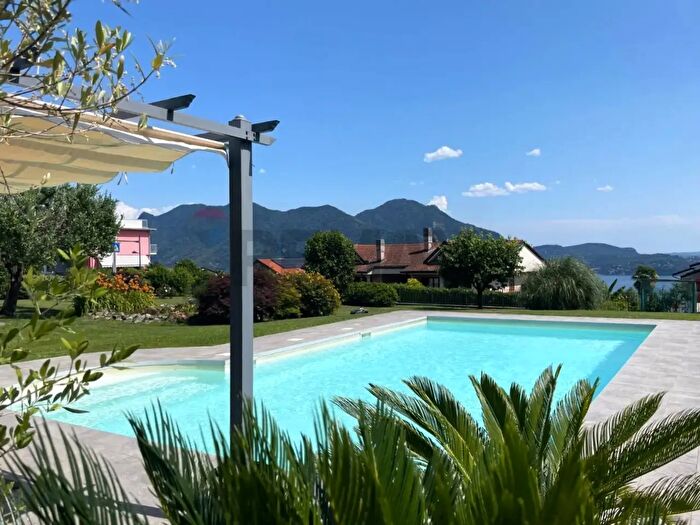 Appartamento con 5 locali in vendita in Via Nuova Intra Premeno, Arizzano