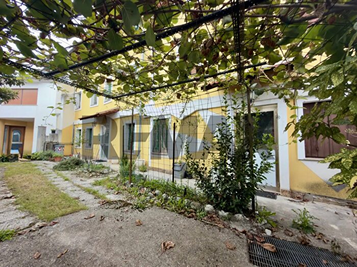Casa con 6 locali in vendita in Via Mascagni BC, Montereale Valcellina