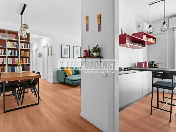 Appartamento trilocale in vendita in Via Walter Tobagi, Milano