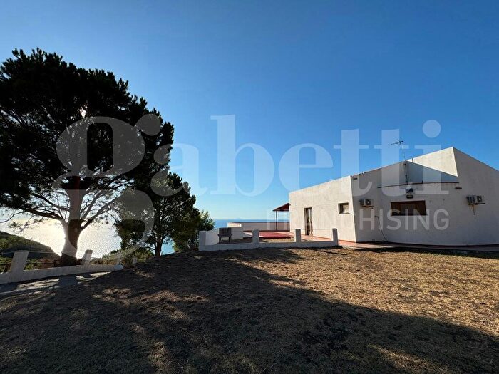 Appartamento bilocale in affitto in Strada Provinciale Snc, Messina