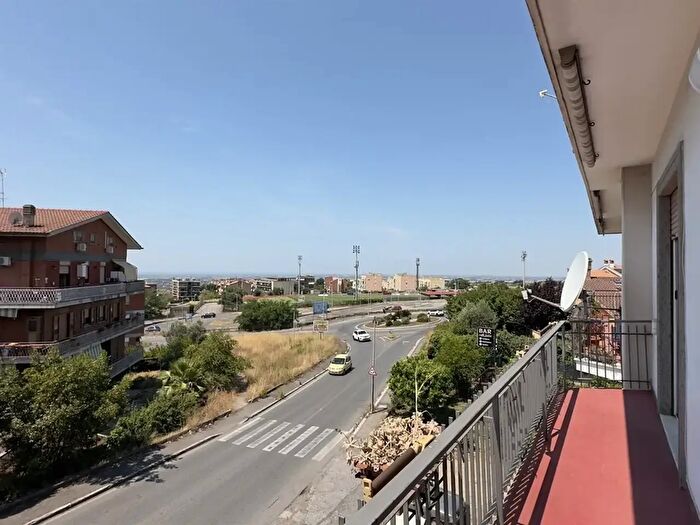 Appartamento quadrilocale in vendita in Via Italia, Albano Laziale