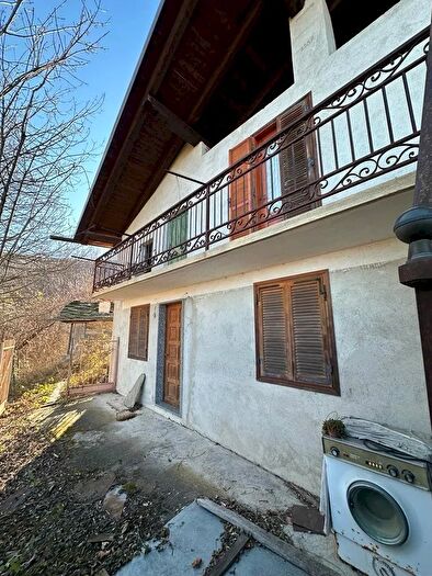 Casa quadrilocale in vendita in Borgata Vittone, Frassino