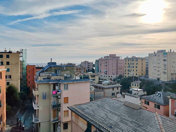 Casa con 5 locali in affitto in Via San Giovanni di Quarto, Quarto, Genova