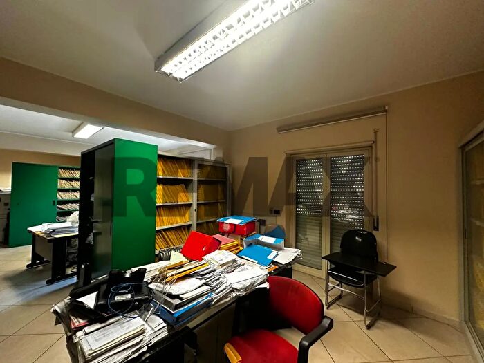 Appartamento con 8 locali in vendita in Giarre