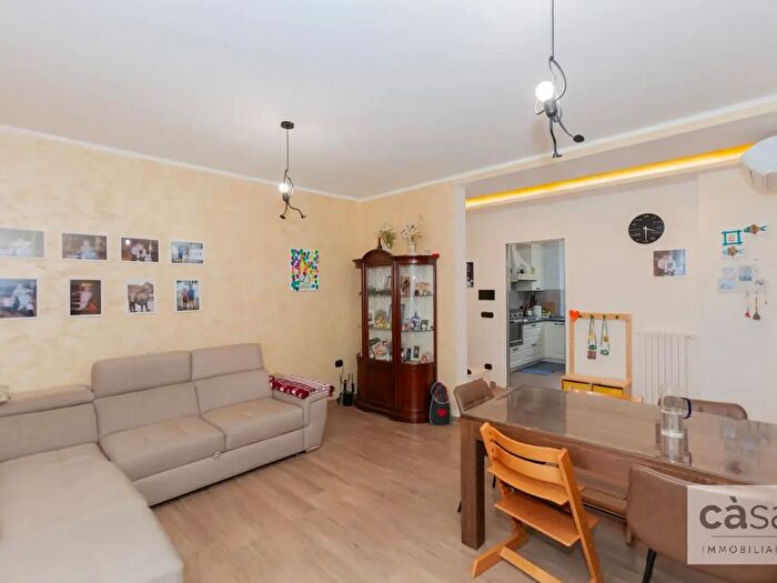 Case in Vendita e in Affitto - 3