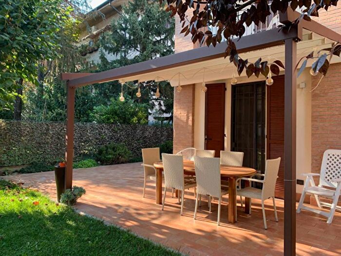 Casa con 6 locali in vendita in Via Giovanni Messori, Centro, Campogalliano