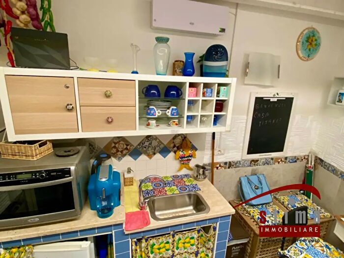 Appartamento bilocale in vendita in Via Agatocle, Siracusa