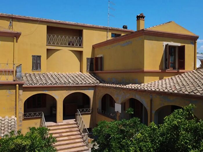 Appartamento trilocale in vendita in Via Rattazzi, Quartu Sant'Elena